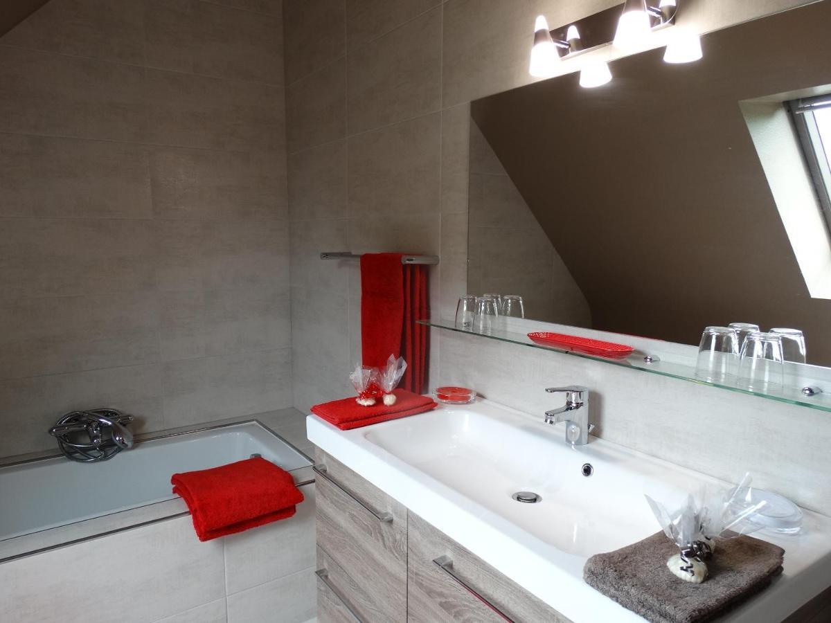 Chambres D'Hotes De La Voie Romaine Plouigneau Luaran gambar
